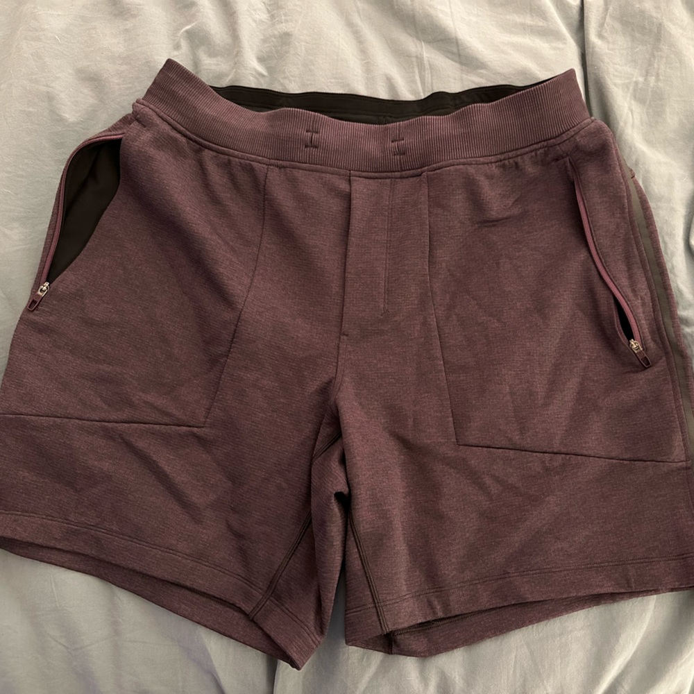Lululemon Short 7”
